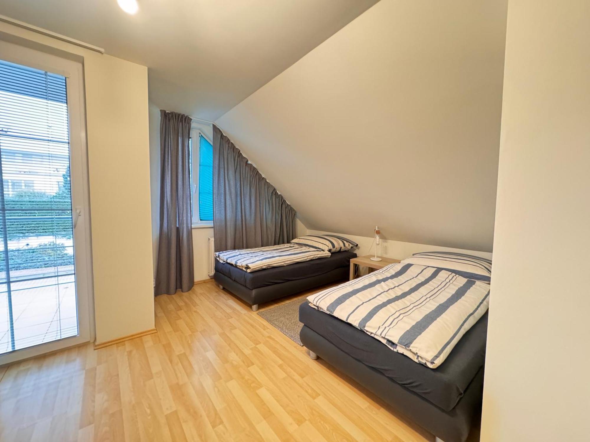 Diamondvilla, 4 Bedroom Apartment, Garden & Apartamento *