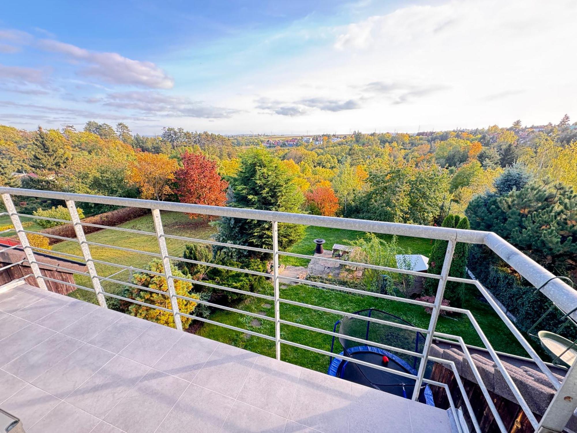 Apartamento Diamondvilla, 4 Bedroom Apartment, Garden &