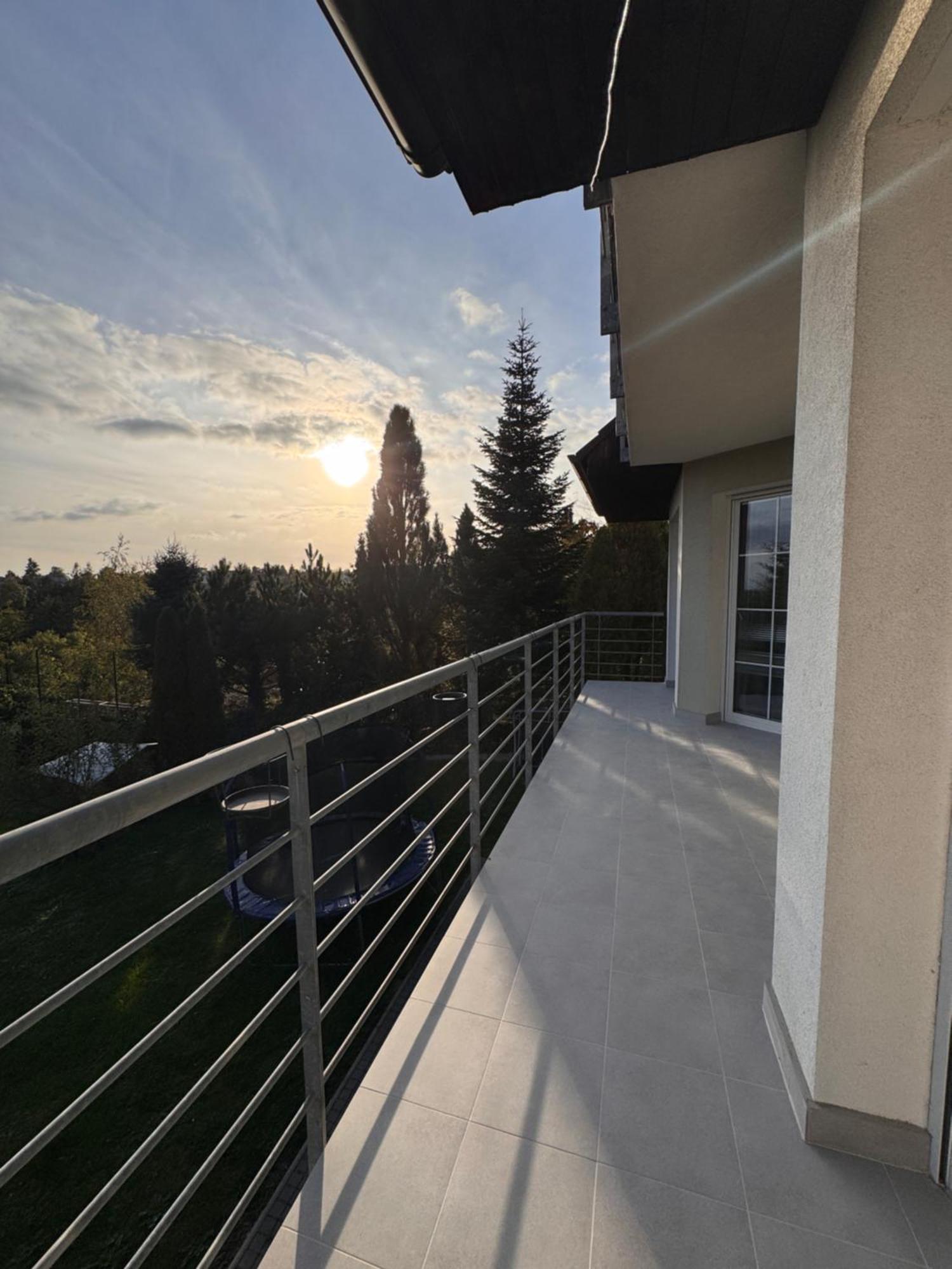 Apartamento Diamondvilla, 4 Bedroom Apartment, Garden & Praga