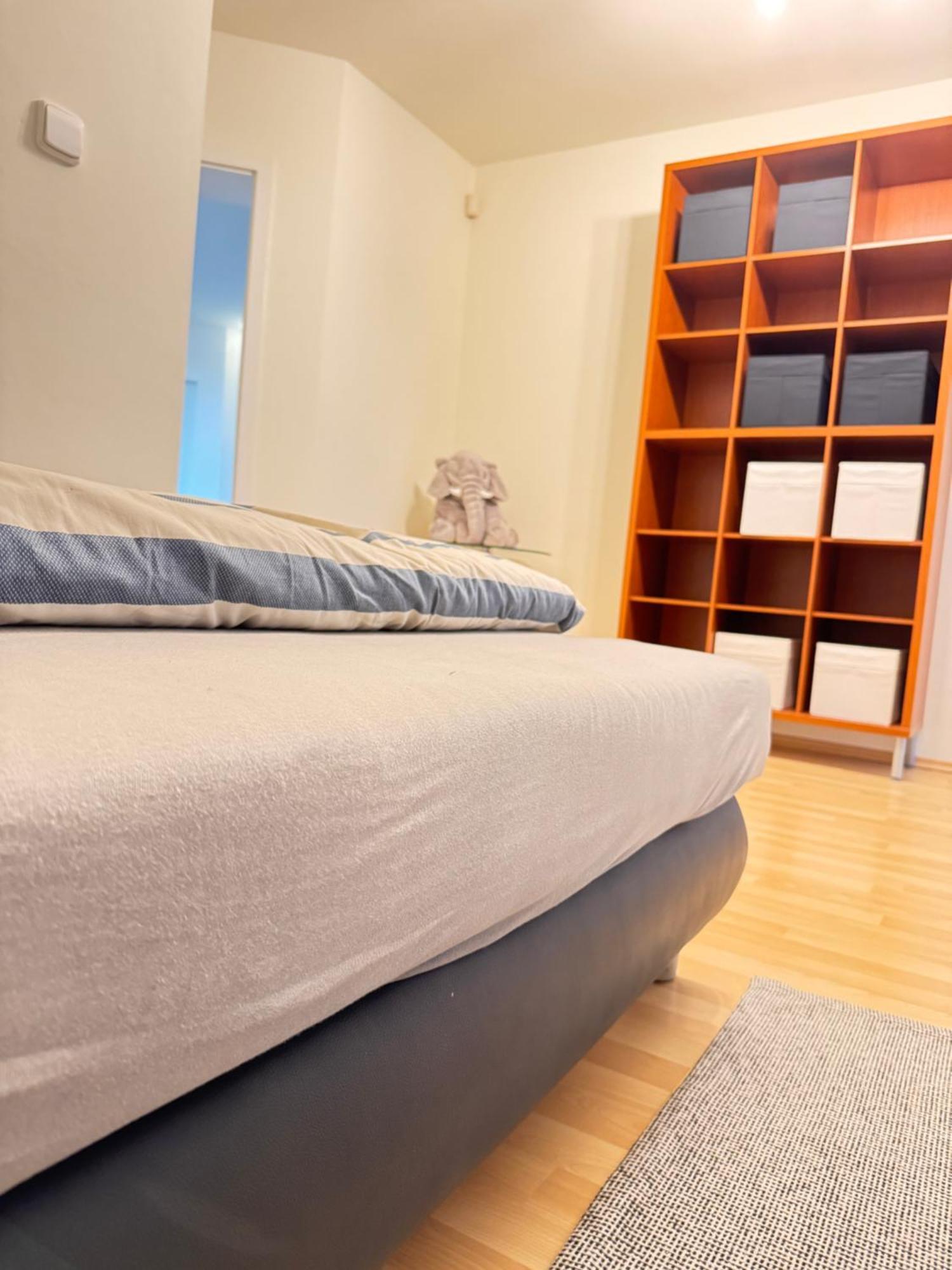 Apartamento Diamondvilla, 4 Bedroom Apartment, Garden & Praga