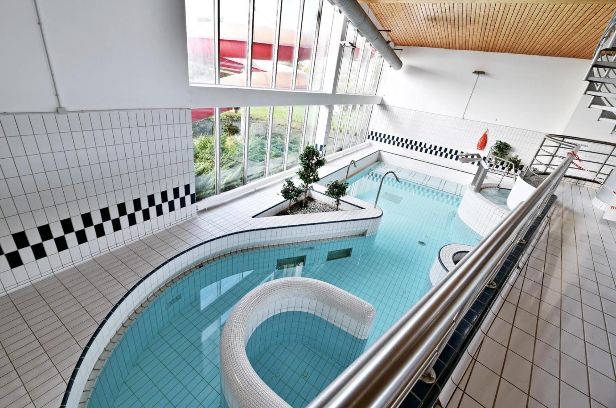 Diamondvilla, 4 Bedroom Apartment, Garden & Apartamento
